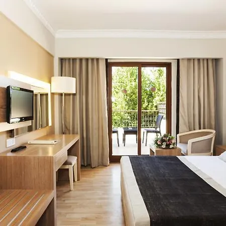 Resort Maxholiday Stone Palace Side Colakli