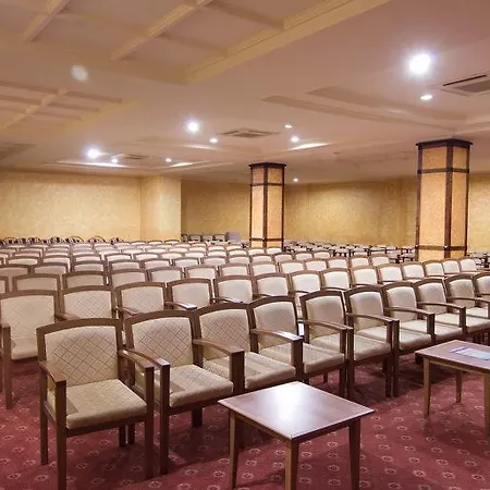 Maxholiday Stone Palace Side Üdülőközpont Colakli