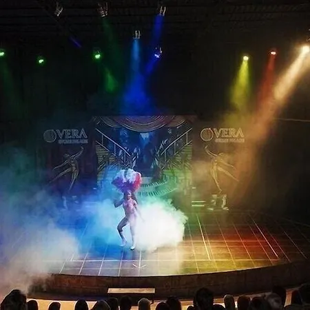 Üdülőközpont Maxholiday Stone Palace Side Colakli