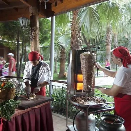 Maxholiday Stone Palace Side Üdülőközpont Colakli