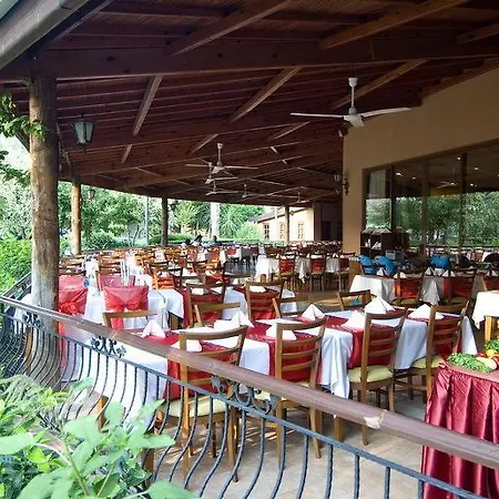 Maxholiday Stone Palace Side Üdülőközpont 5*