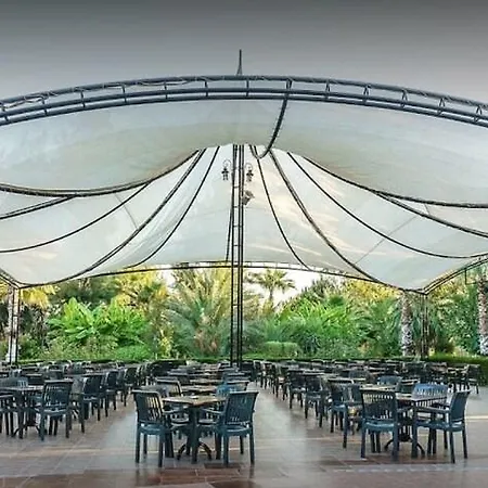 Resort Maxholiday Stone Palace Side