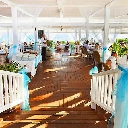 Maxholiday Stone Palace Side Resort Colakli