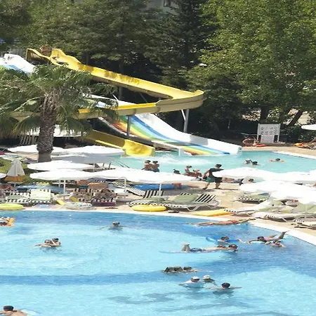 Resort Maxholiday Stone Palace Side